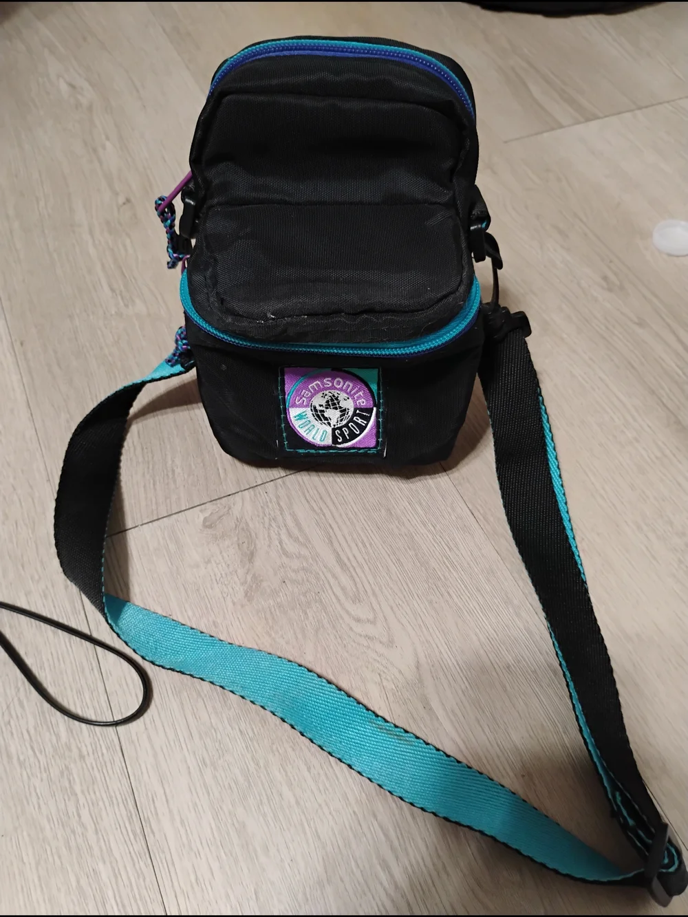 Samsonite Small Crossbody Camera Bag in Black & Teal